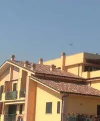 BILOCALE SETTECAMINI - Roma BILOCALE SETTECAMINI - Roma