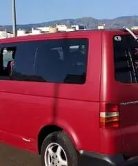 Furgone Camper Volkswagen Transporter T5 2.5 Furgone Camper Volkswagen Transporter T5 2.5