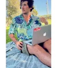 Tecnico montaggio Video Tecnico montaggio Video