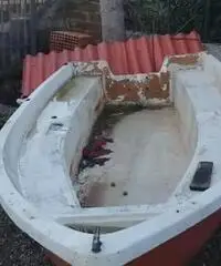 Barca vetro resina