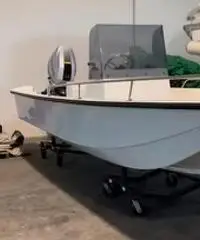 Boston whaler 16.7 Boston whaler 16.7