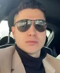 Autista, cameriere, impiegato Autista, cameriere, impiegato