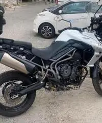 Triumph Tiger 800