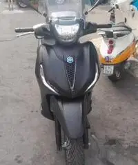 Piaggio beverly 400 settembre 2022 Piaggio beverly 400 settembre 2022