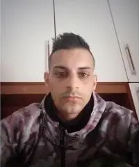 Cerco ragazza per relazione seria