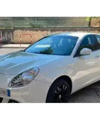 ALFA ROMEO Giulietta 2.0 JTD-M 140CV ALFA ROMEO Giulietta 2.0 JTD-M 140CV