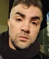 Vivo di realtà e non false apparenze Vivo di realtà e non false apparenze