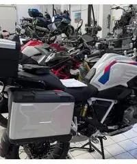 BMW GS 1250 Rally cambio alla pari con 911 BMW GS 1250 Rally cambio alla pari con 911