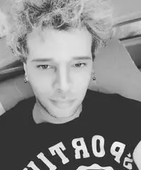 Ragazzo cerca amici Ragazzo cerca amici