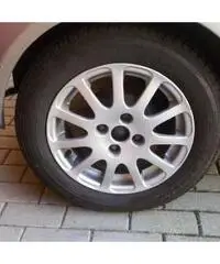 4 cerchi lega con pneumatici all season - Trento