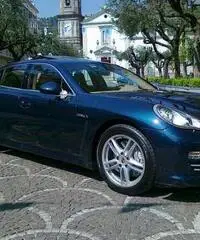 Porsche Panamera 4S blu - Campania