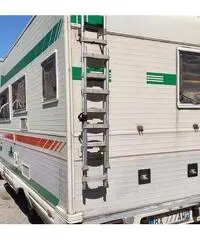 Disponibile Camper Dal settembre Disponibile Camper Dal settembre