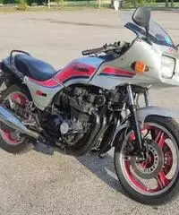 Kawasaki gpz 750 unitrak