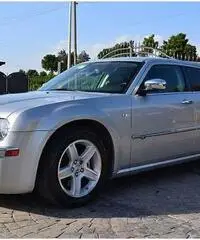 CHRYSLER 300C 3.0CRD TOURING 2008 ARGENTO