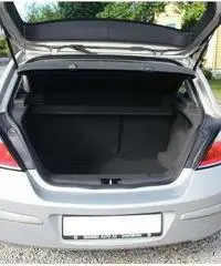 OPEL Astra 1.4 16V Twinport 2006