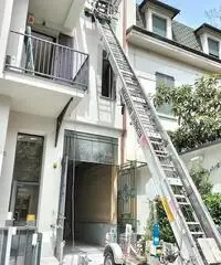 Noleggio autoscala per edilizia e traslochi