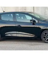 Renault Clio 1.5 diesel 75cv Renault Clio 1.5 diesel 75cv