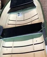 Barca Canadian 370