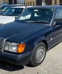 MERCEDES Serie 200-320(*124) - 1992 MERCEDES Serie 200-320(*124) - 1992