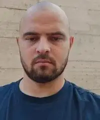 Autista in possesso di Patente C CE CQC/B Autista in possesso di Patente C CE CQC/B