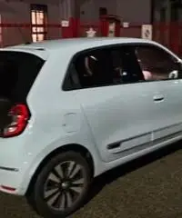 Twingo Twingo