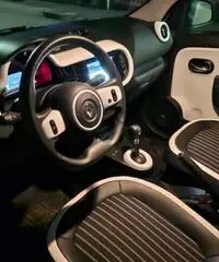 Twingo Twingo