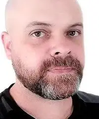 Assistente de produzione e logistica; autista A/B; Assistente de produzione e logistica; autista A/B;