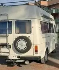 Camper furgonato