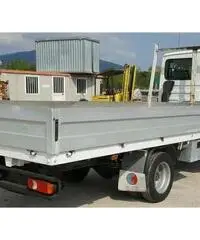 Nissan atleon cassone fisso