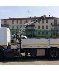 Autocarro Renault premium + Gru Vaccari + CassFiss Autocarro Renault premium + Gru Vaccari + CassFiss