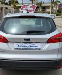 Ford Focus 1.5 TDCi 120 CV P-Shift Business my'18 Ford Focus 1.5 TDCi 120 CV P-Shift Business my'18