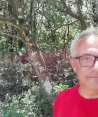 a Bari cerco relazione seria o buone amicizie