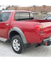 Mitsubishi l200 Mitsubishi l200