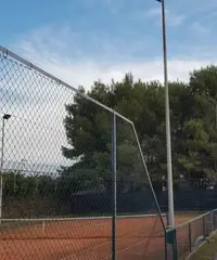 Campo da tennis in terra battuta Campo da tennis in terra battuta