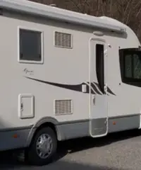 Camper motorhome mobilvetta