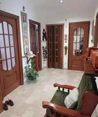 VENDO ALLOGGIO  CON  BOX AUTO