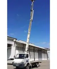 Piattaforma aerea CELA TEL 18 su Nissan Trade 100