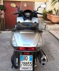 Honda Silver Wing 600