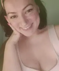 Emiliya, 33 anni