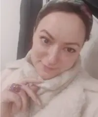 Emiliya, 33 anni