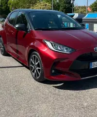 Toyota yaris Hybrido del 2020 full optional