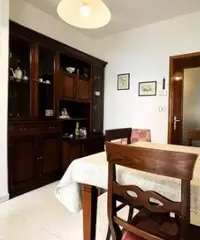 Appartamento trilocale con terrazzo. Appartamento trilocale con terrazzo.
