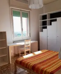 Camera singola CLIMATIZZATA zona stazione FS