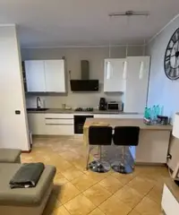 STUPENDO APPARTAMENTO A PIANO TERRA COMPLETAMENTE