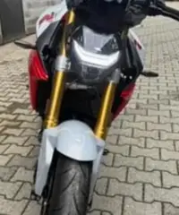 Fantastica bmw f900 Fantastica bmw f900