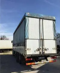 Renault Premium 400 con imp. casse mobili