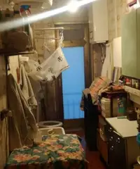 Riposto appartamento ben rifinito