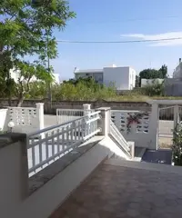 PORTO CESAREO 50mt dalla spiaggia