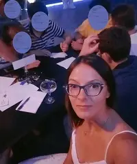 bella signora amorevole in cerca di un'anima gemella