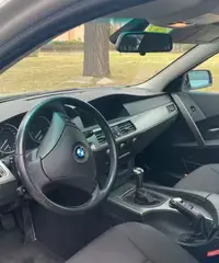 BMW 520 anno 2004
